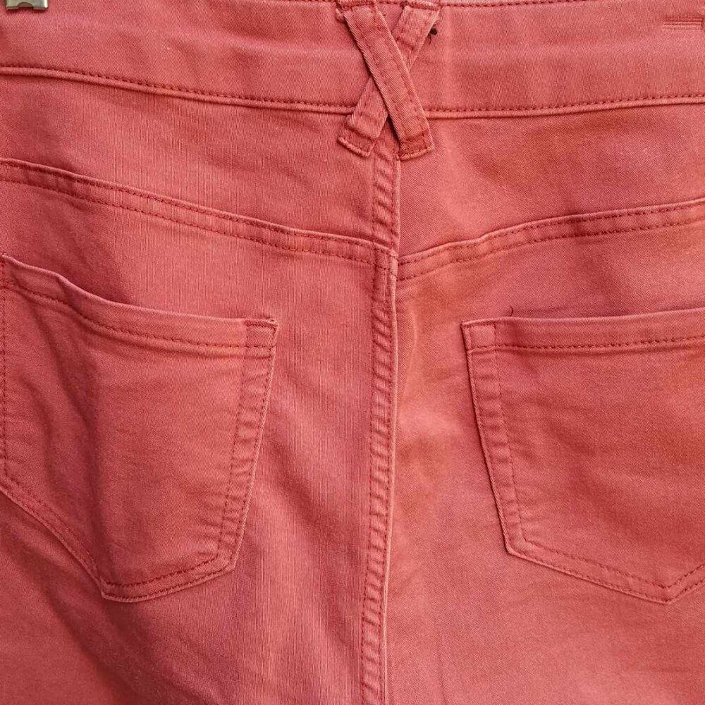 Christopher & Banks Rust Bermuda Shorts size 8 - Picture 5 of 12